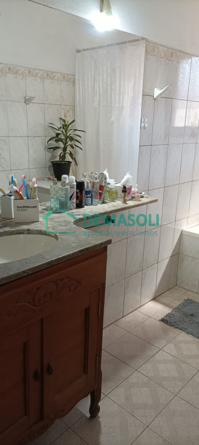Casa ID.976 - CASA EN VENTA EN ALTOS DE PINARES CON EXCELENTE TERRENO