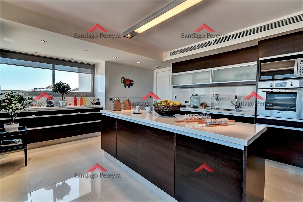 Apartamento ID.5299 - Espectacular semipiso en venta, Punta del Este, Oportunidad