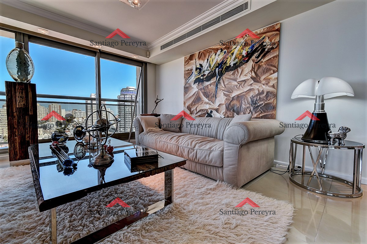 Apartamento ID.5299 - Espectacular semipiso en venta, Punta del Este, Oportunidad
