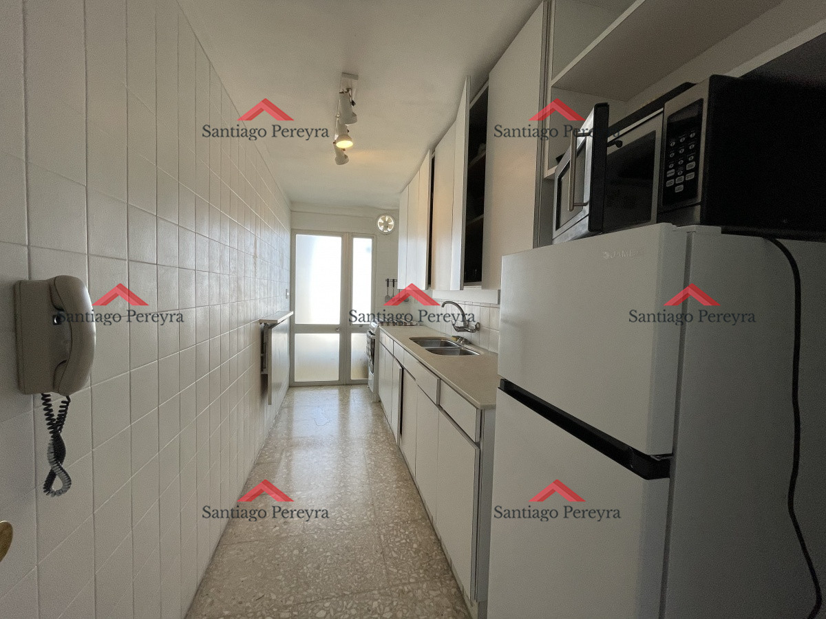 Apartamento ID.8198 - APARTAMENTO EN PENINSULA VISTA AL PUERTO, 3 DORMITORIOS, VENTA, PUNTA DEL ESTE, PENINSULA
