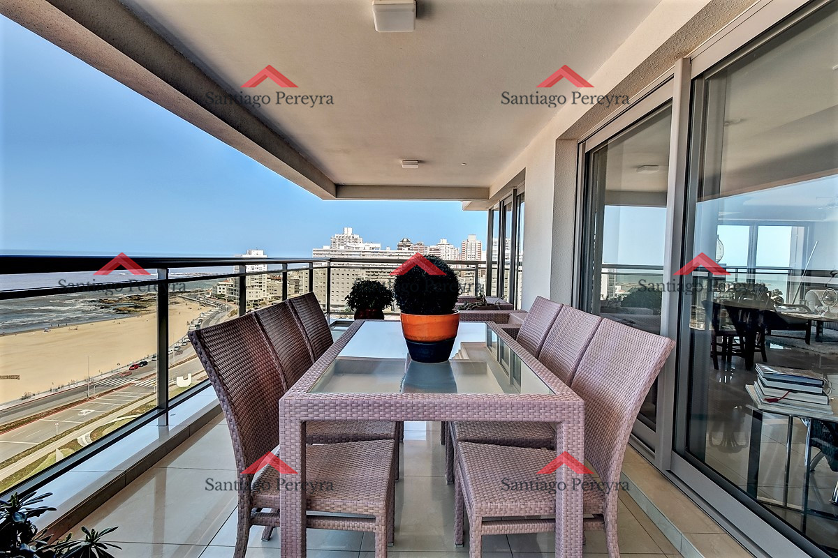 Apartamento ID.5299 - Espectacular semipiso en venta, Punta del Este, Oportunidad