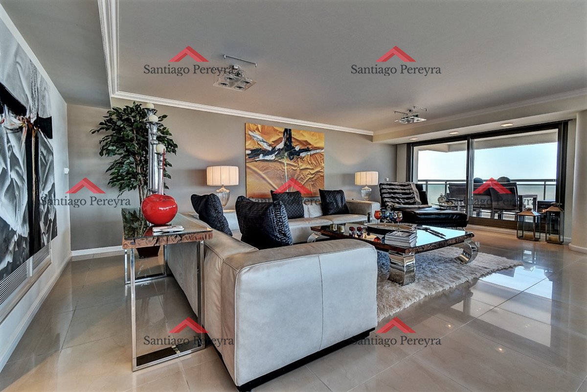 Apartamento ID.5299 - Espectacular semipiso en venta, Punta del Este, Oportunidad