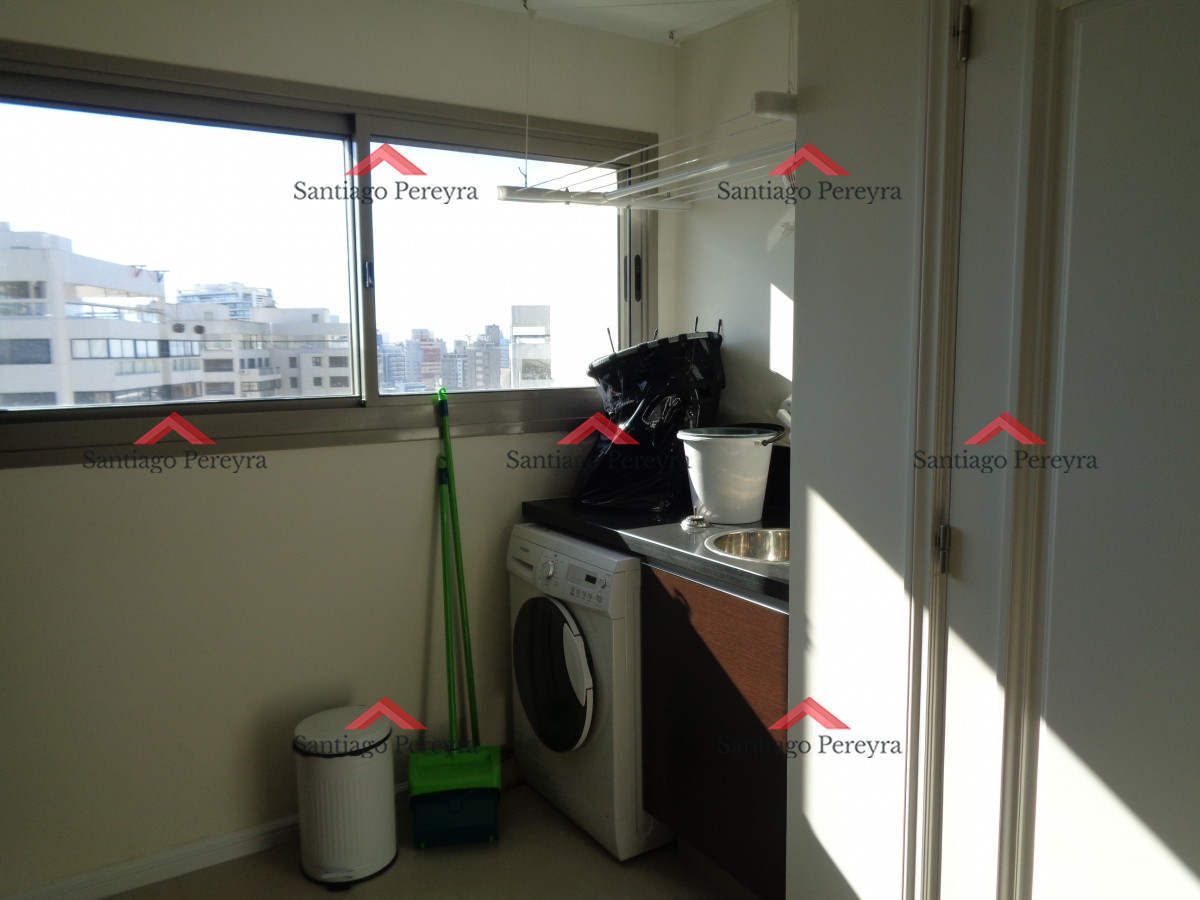 Apartamento ID.7988 - PENT HOUSE EN TORRE IMPERIAL DE PUNTA DEL ESTE VENTA 