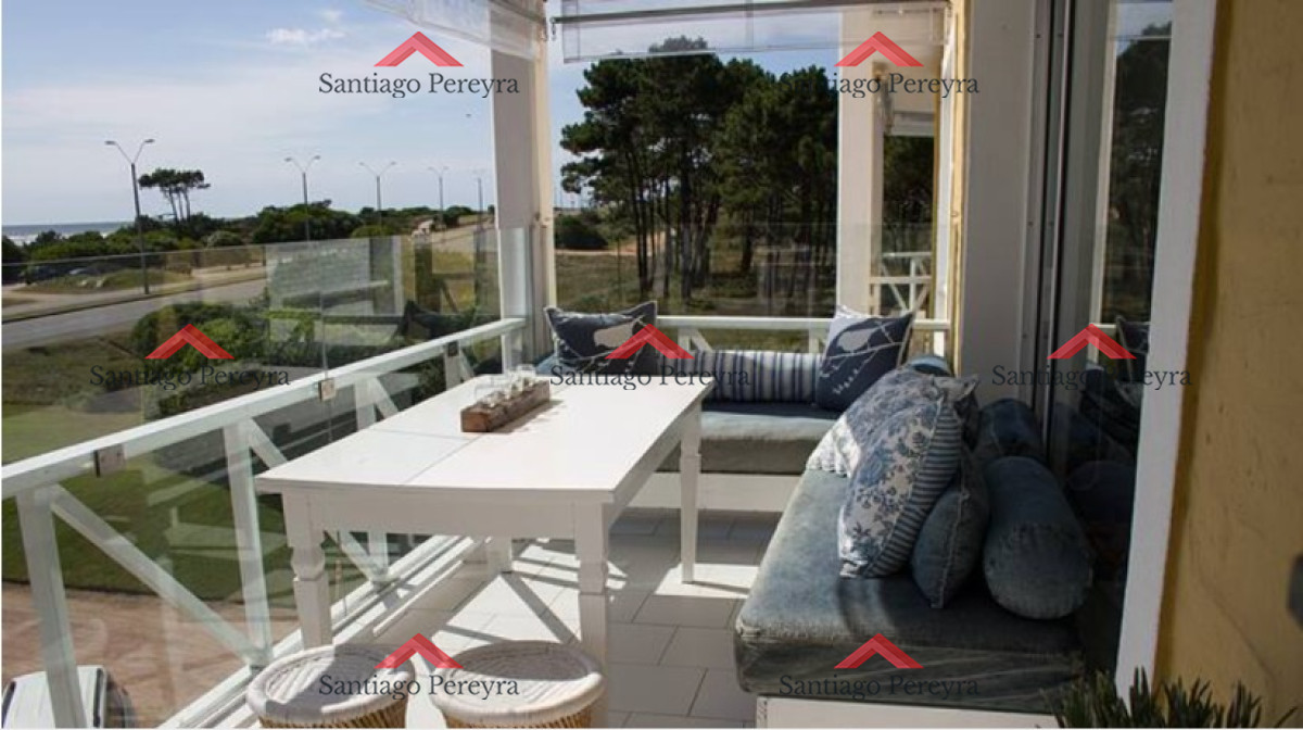 Apartamento ID.6807 - VENTA ESTUFA A LEÑA 2 DORMITORIOS CON TODA LA VISTA AL ARROYO Y OCEANO