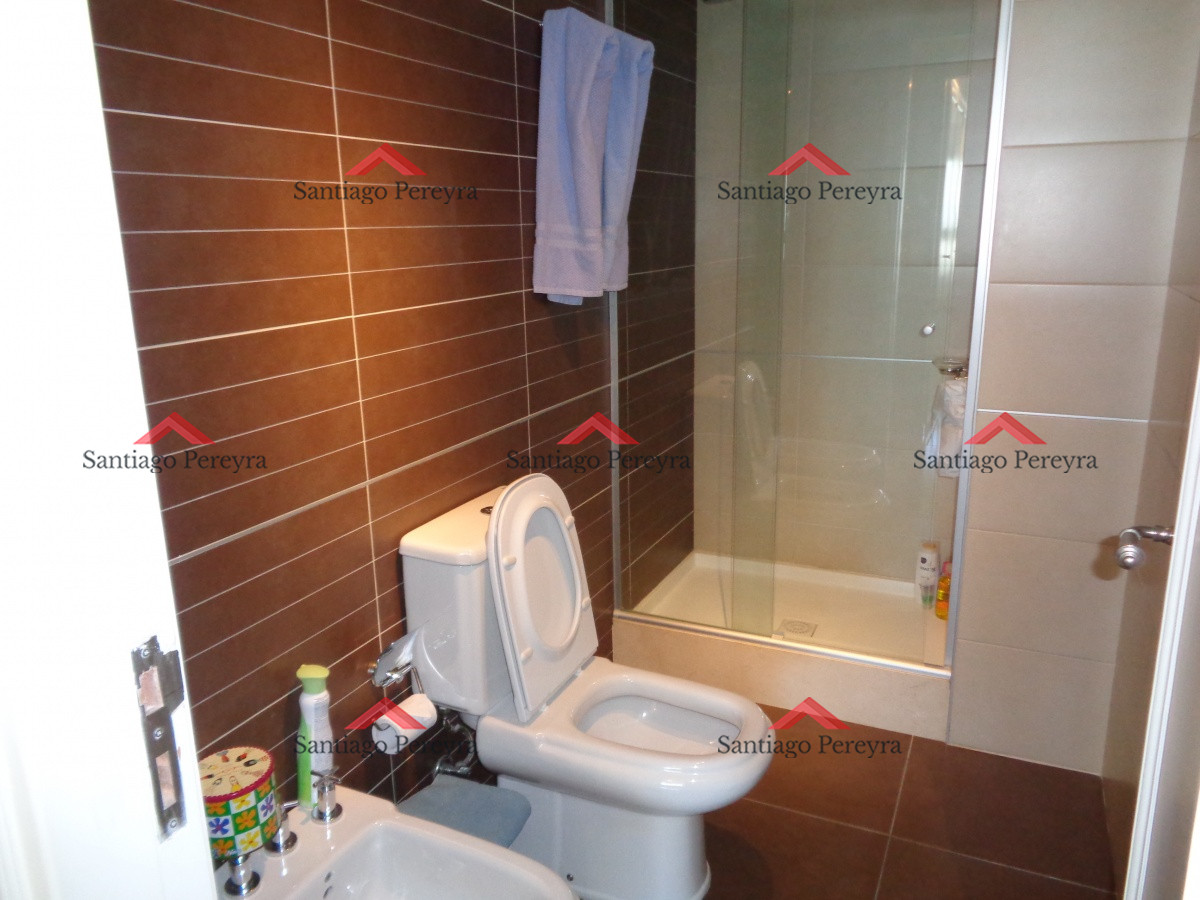 Apartamento ID.7988 - PENT HOUSE EN TORRE IMPERIAL DE PUNTA DEL ESTE VENTA 