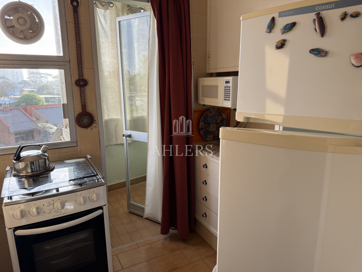 Apartamento ID.306 - 2 DORMITORIOS ALQUILER ANUAL EN PUNTA DEL ESTE 