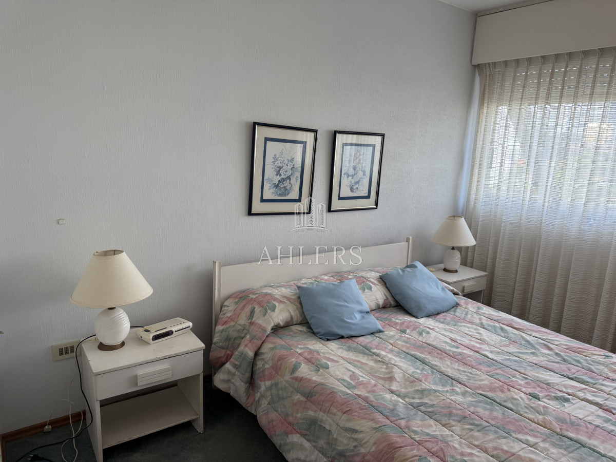 Apartamento ID.306 - 2 DORMITORIOS ALQUILER ANUAL EN PUNTA DEL ESTE 