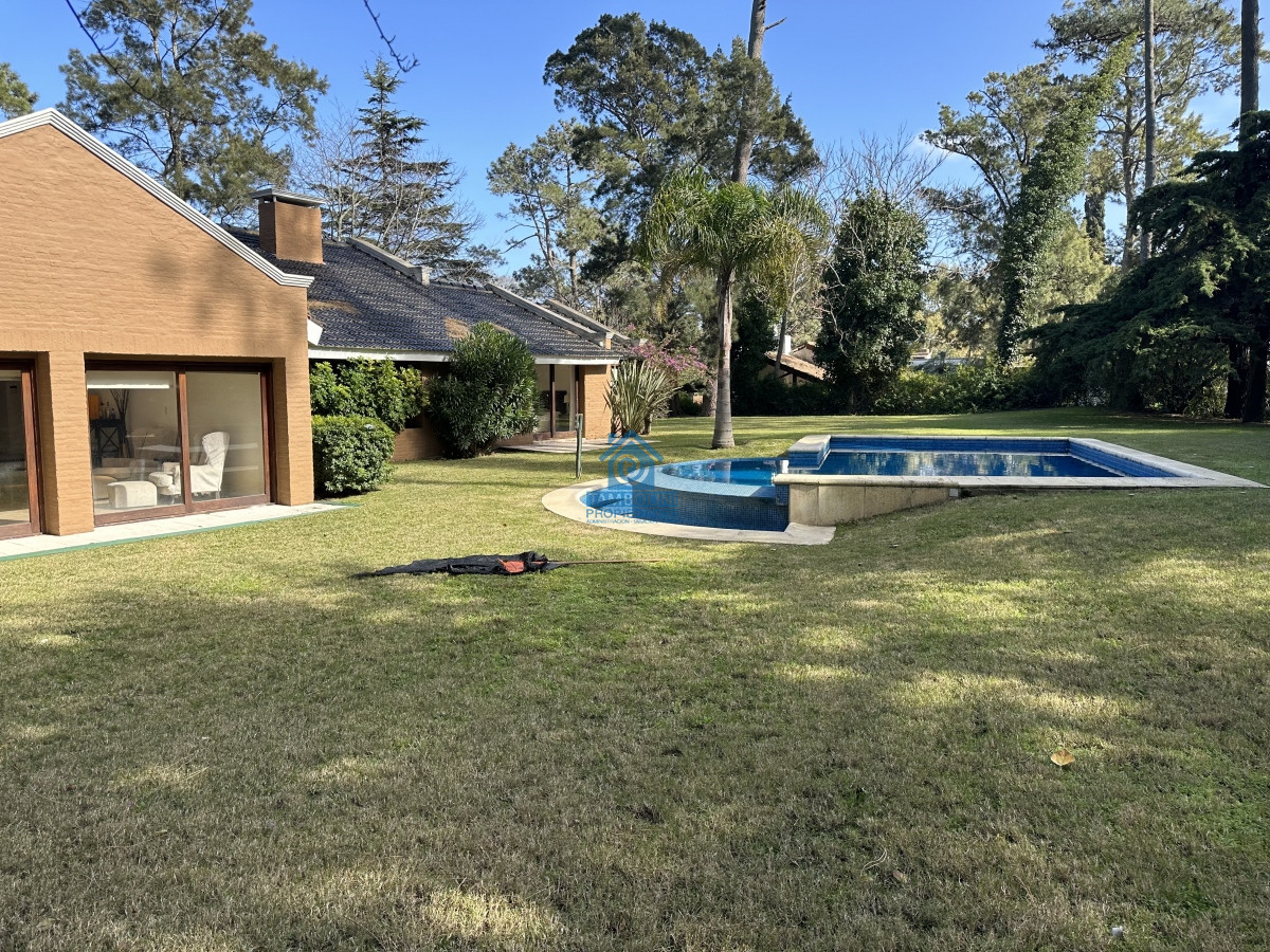 Casa ID.293 - SAN RAFAEL, PUNTA DEL ESTE EN VENTA CASA 4 DORMITORIOS PISCINA