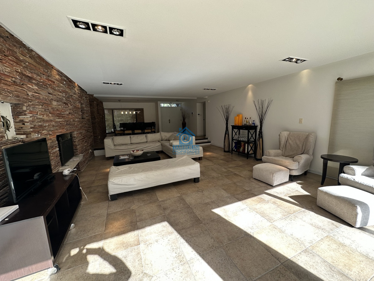 Casa ID.293 - SAN RAFAEL, PUNTA DEL ESTE EN VENTA CASA 4 DORMITORIOS PISCINA