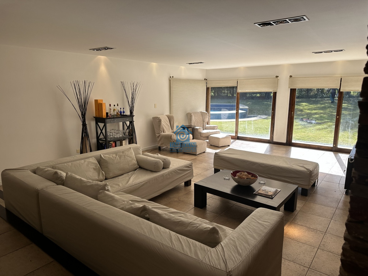 Casa ID.293 - SAN RAFAEL, PUNTA DEL ESTE EN VENTA CASA 4 DORMITORIOS PISCINA