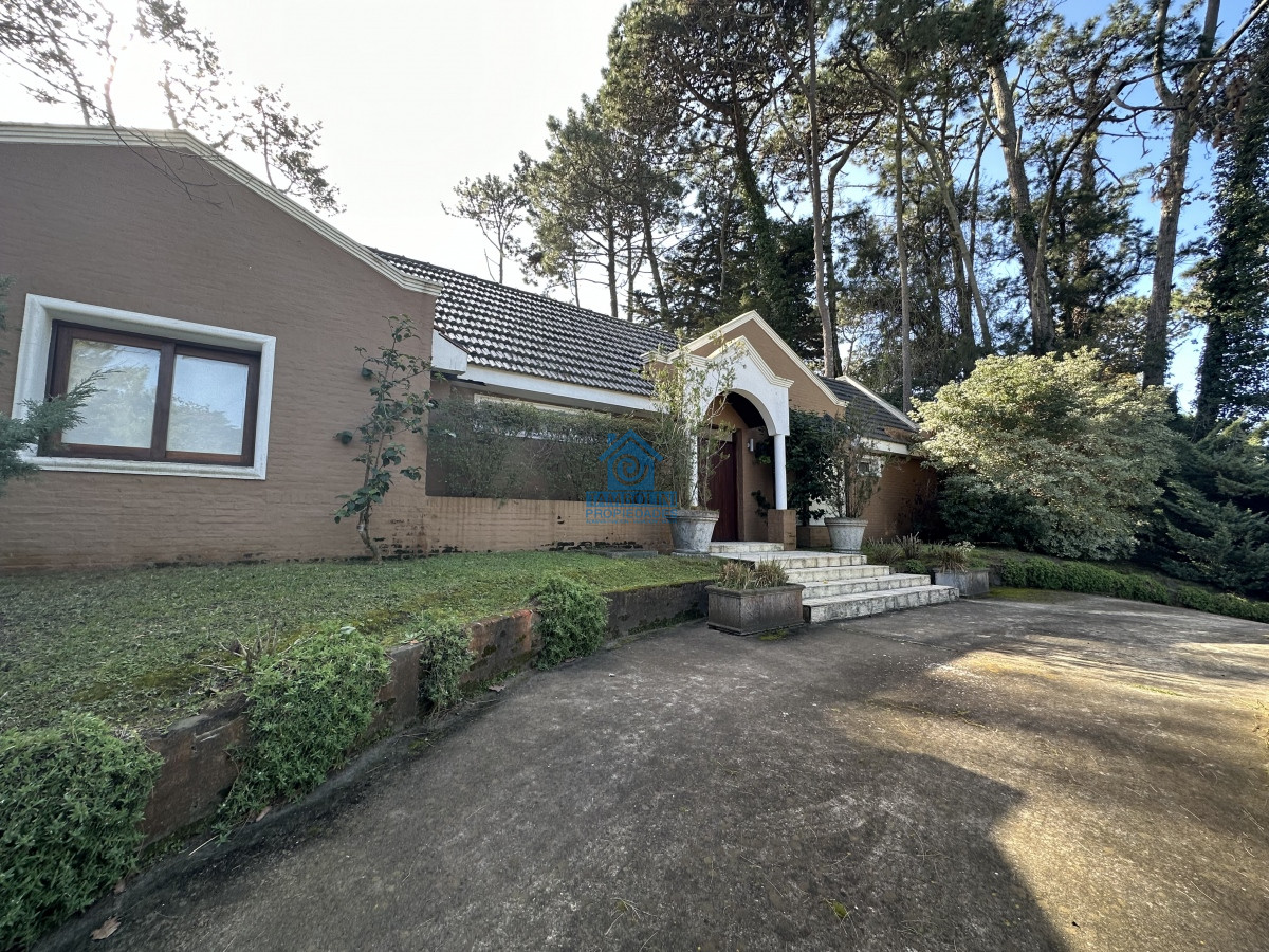Casa ID.293 - SAN RAFAEL, PUNTA DEL ESTE EN VENTA CASA 4 DORMITORIOS PISCINA