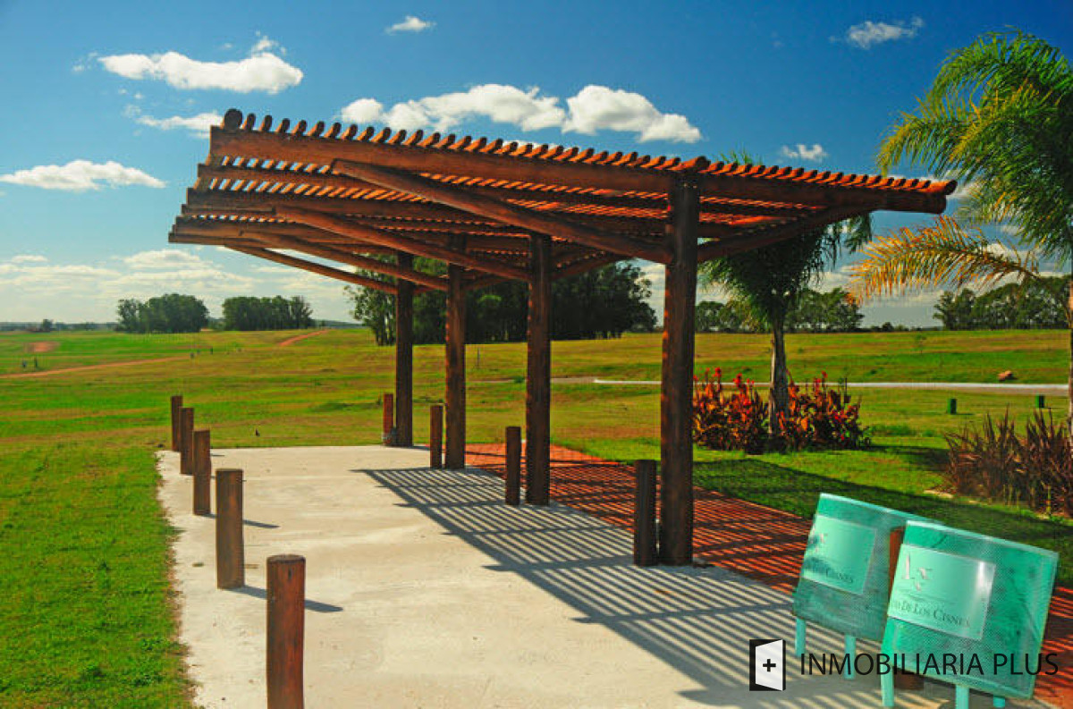 Terreno ID.457 - Venta de Terreno con financiación en La Laguna de los Cisnes Punta del Este C911