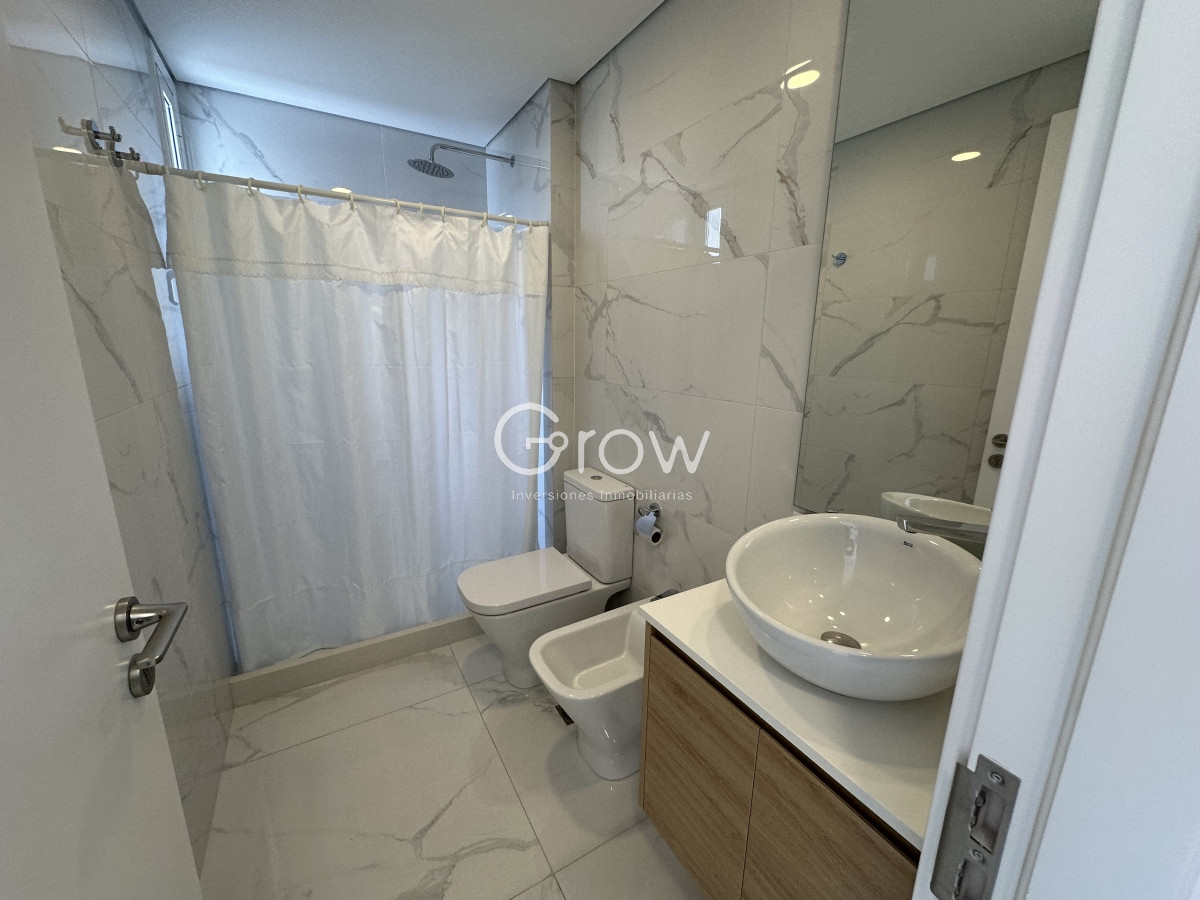 Apartamento ID.2136 - PARAMOUNT ALQUILER ENERO EN PUNTA DEL ESTE, SUPER PREMIUM 2 DORMITORIOS