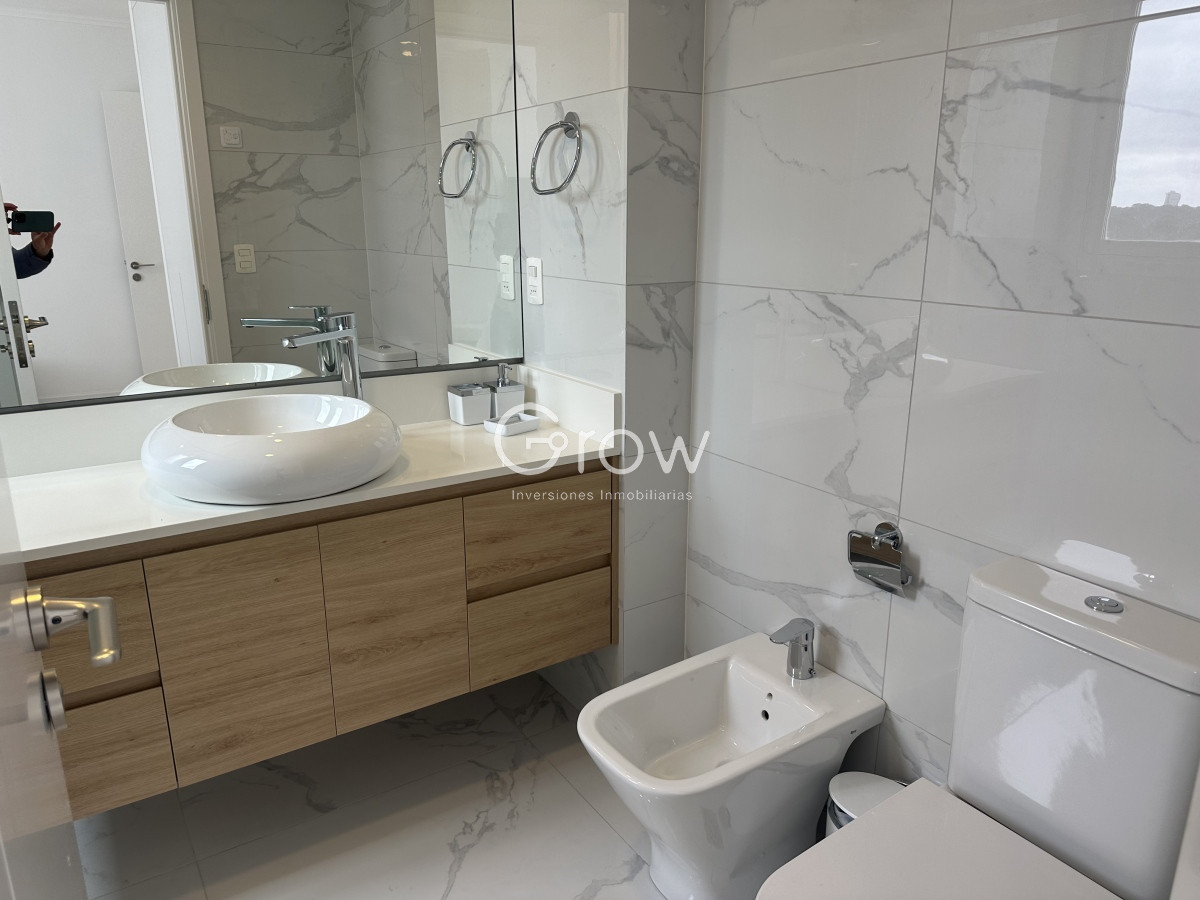 Apartamento ID.2136 - PARAMOUNT ALQUILER ENERO EN PUNTA DEL ESTE, SUPER PREMIUM 2 DORMITORIOS