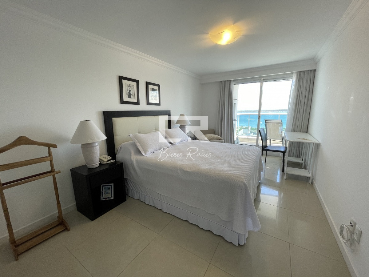 Apartamento ID.774 - Apartamento en Playa Mansa, Punta del Este