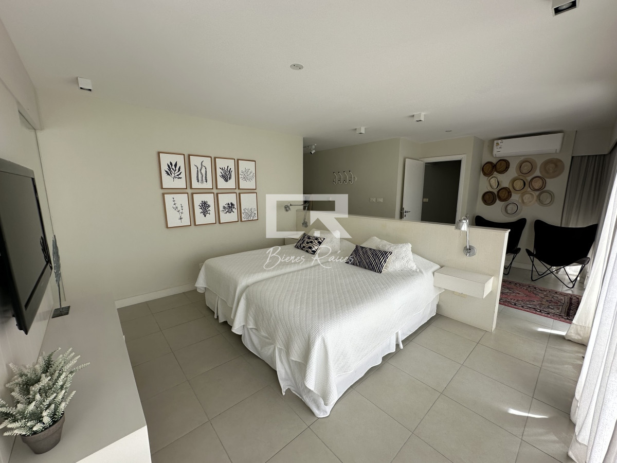 Apartamento ID.499 - ALQUILER  3 DORMITORIOS PENT HOUSE, ESPECTACULAR VISTA