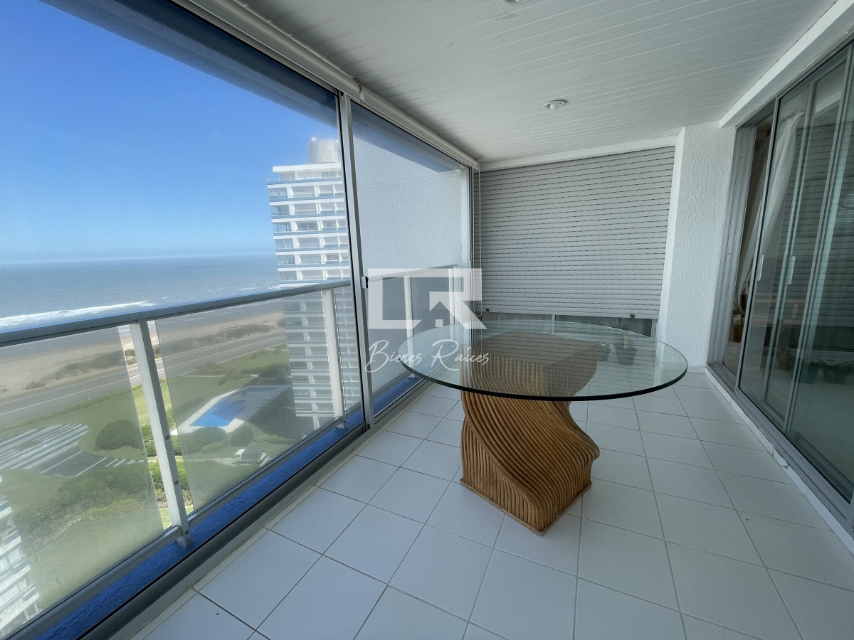 Apartamento ID.738 - BRAVA  3 DORMITORIOS , CON TODOS LOS SERVICIOS 