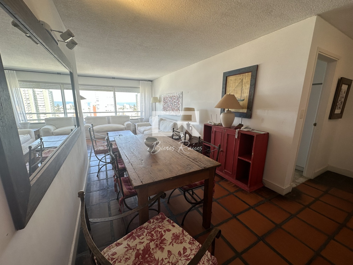 Apartamento ID.501 - IMPECABLE APARTAMENTO EN VENTA Y ALQUILER DE TEMPORADA 3 DORMITORIOS, GARAGE