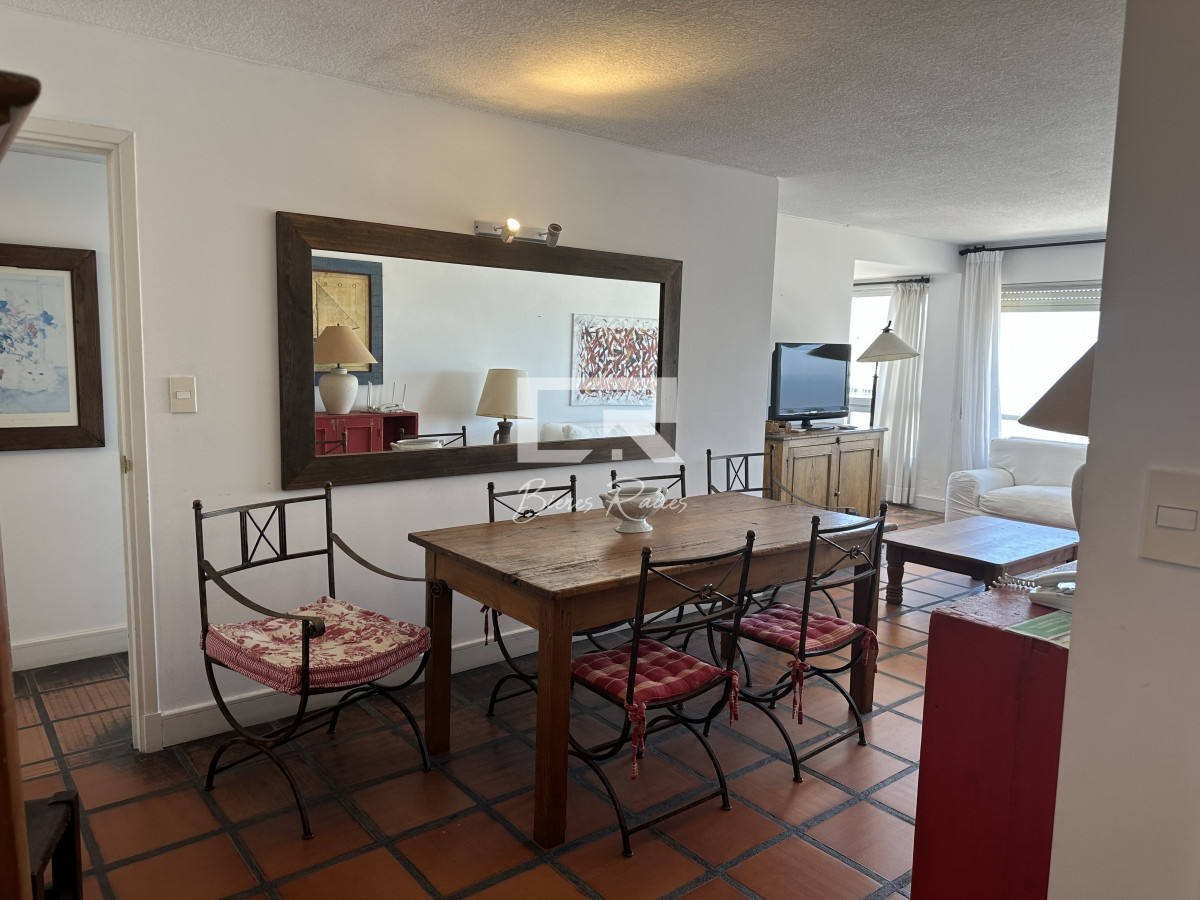 Apartamento ID.501 - IMPECABLE APARTAMENTO EN VENTA Y ALQUILER DE TEMPORADA 3 DORMITORIOS, GARAGE