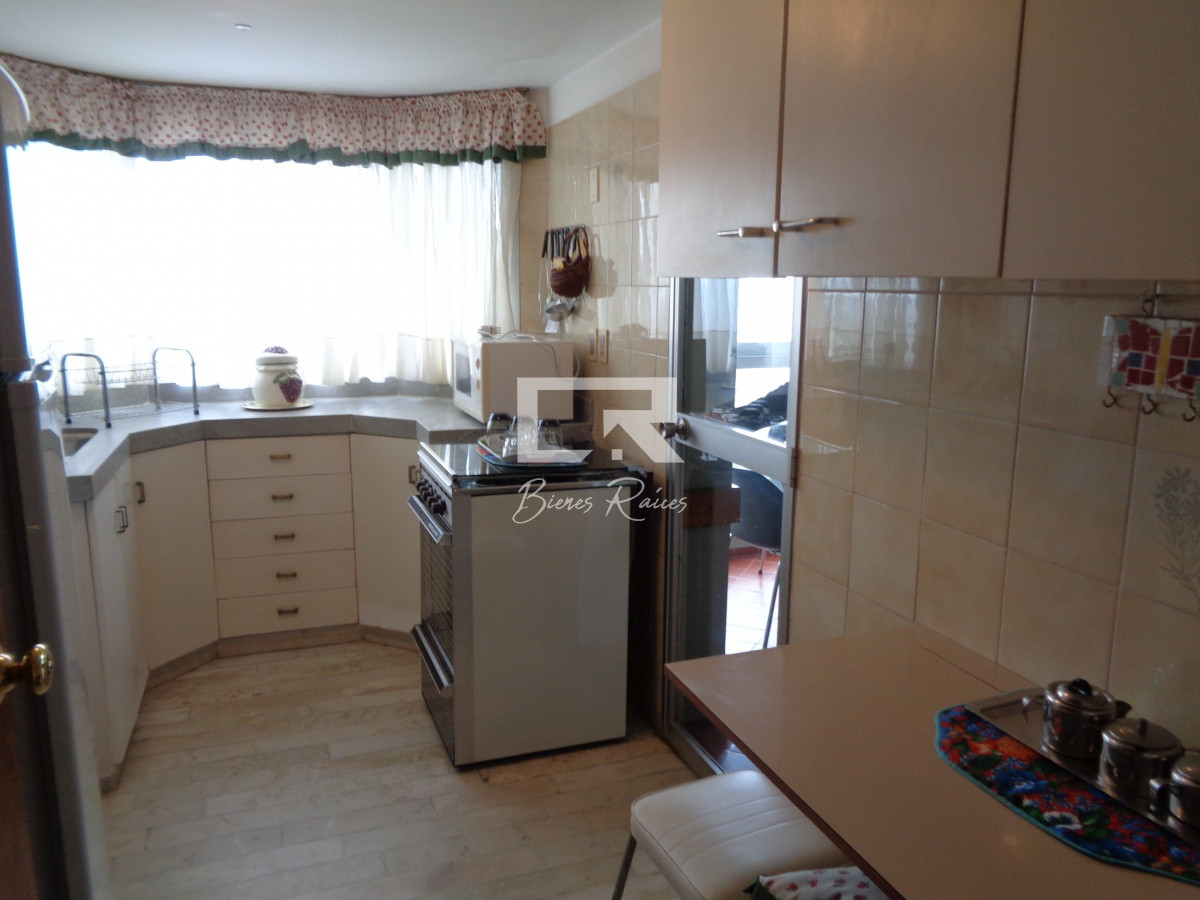 Apartamento ID.678 - ROOSEVELT TERRAZA CON PARRILLERO PROPIO 3 DORMITORIOS EN VENTA