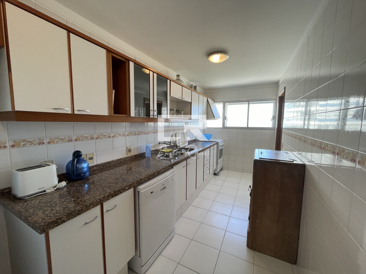 Apartamento ID.738 - BRAVA  3 DORMITORIOS , CON TODOS LOS SERVICIOS 