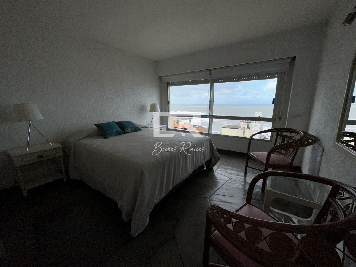 Apartamento ID.215 - VENTA 3 DORMITORIOS EN LA PENINSULA PUNTA DEL ESTE