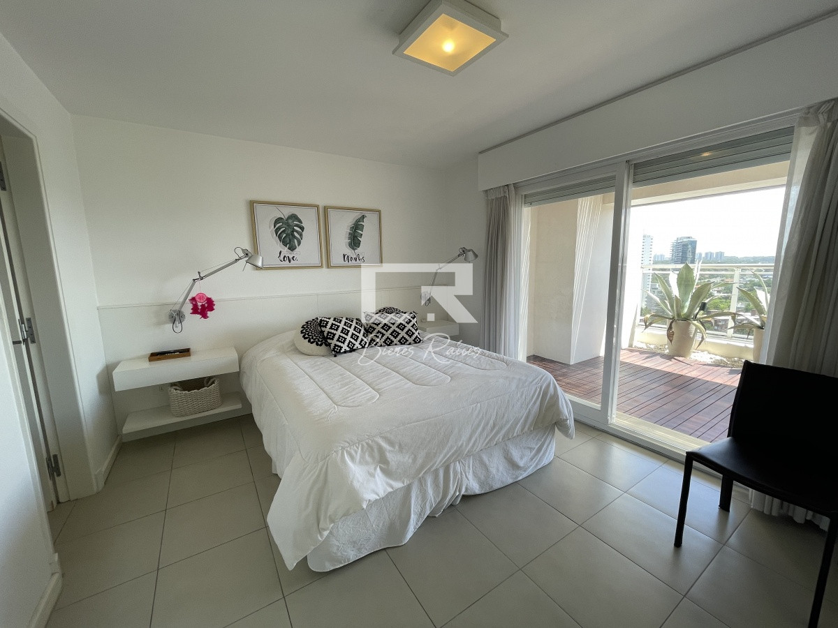Apartamento ID.499 - ALQUILER  3 DORMITORIOS PENT HOUSE, ESPECTACULAR VISTA