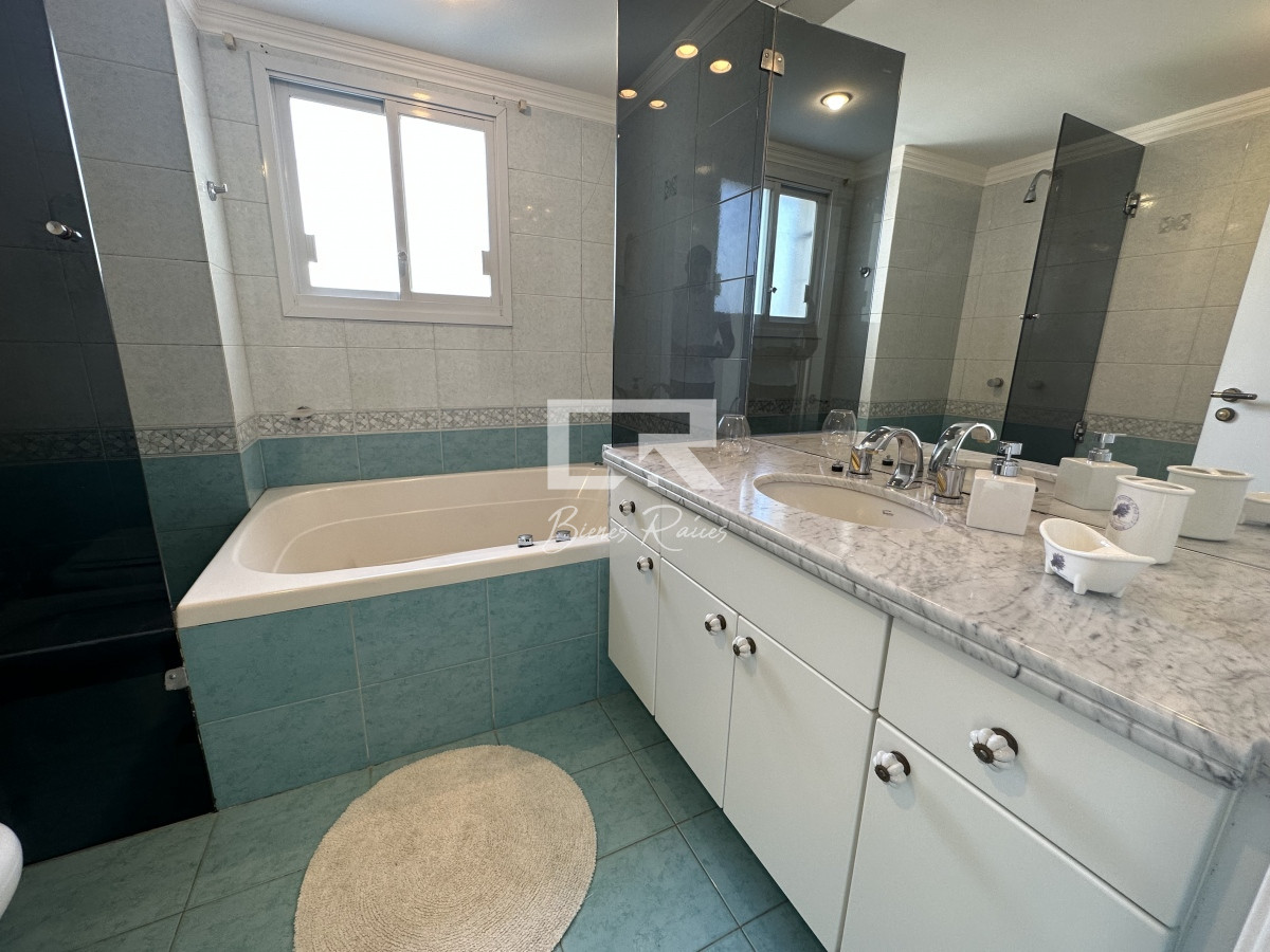 Apartamento ID.608 - EN VENTA 3 DORMITORIOS 2 EN SUITE !!!