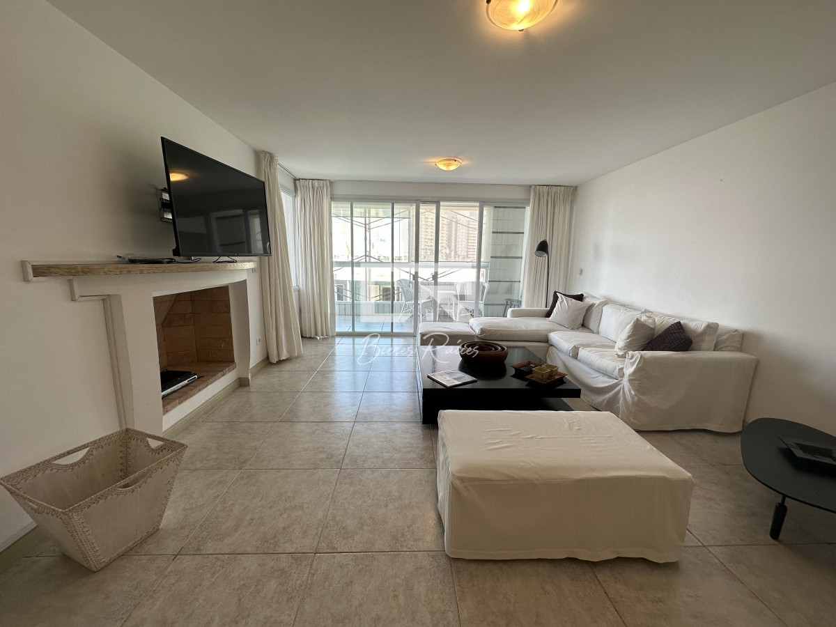 Apartamento ID.608 - EN VENTA 3 DORMITORIOS 2 EN SUITE !!!