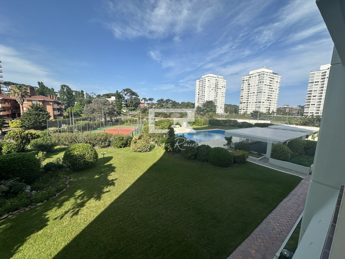Apartamento ID.775 - FRAGATA FRENTE AL MAR PARADA 19 3 DORMITORIOS ALQUILER TEMPORADA PUNTA DEL ESTE
