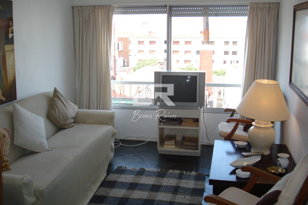 Apartamento ID.250 - APARTAMENTO EN EDIFICIO 