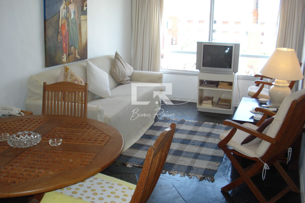 Apartamento ID.250 - APARTAMENTO EN EDIFICIO 
