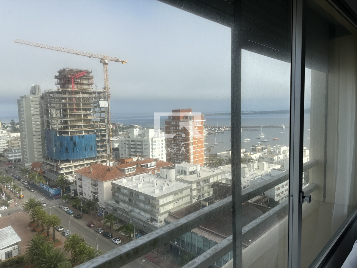 Apartamento ID.501 - IMPECABLE APARTAMENTO EN VENTA Y ALQUILER DE TEMPORADA 3 DORMITORIOS, GARAGE