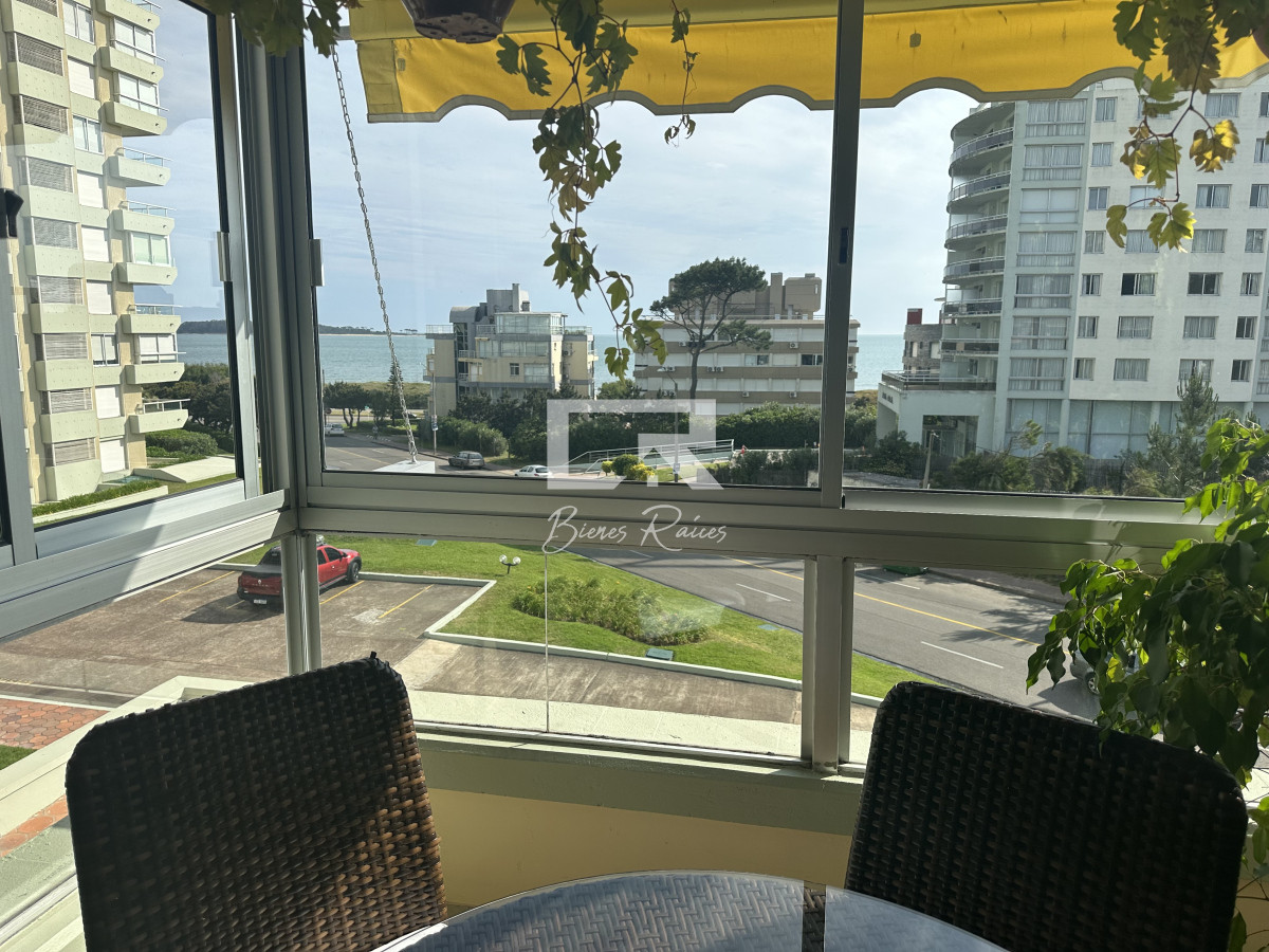 Apartamento ID.775 - FRAGATA FRENTE AL MAR PARADA 19 3 DORMITORIOS ALQUILER TEMPORADA PUNTA DEL ESTE