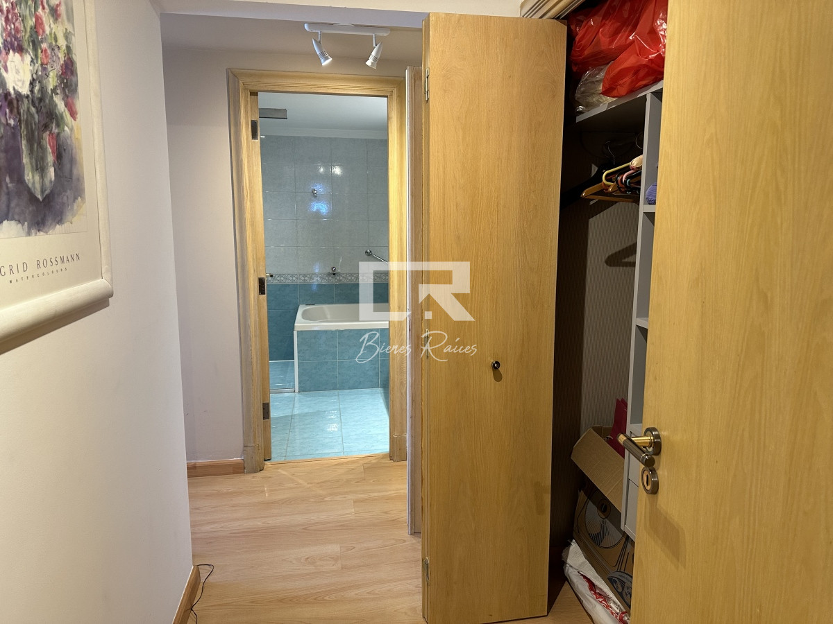 Apartamento ID.222 - SUPER APARTAMETNO EN LA BRAVA, 3 DORMITORIOS Y DEP. PARRILLERO PROPIO EN VENTA PUNTA DEL ESTE