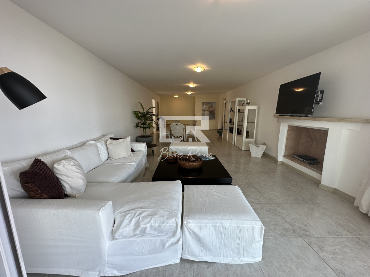 Apartamento ID.608 - EN VENTA 3 DORMITORIOS 2 EN SUITE !!!