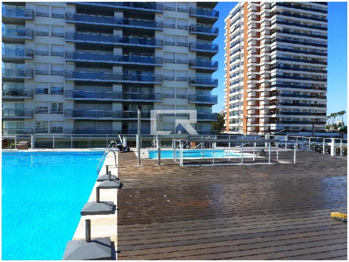 Apartamento ID.500 - TORRE MANHATTAN 3 DORMITORIOS 