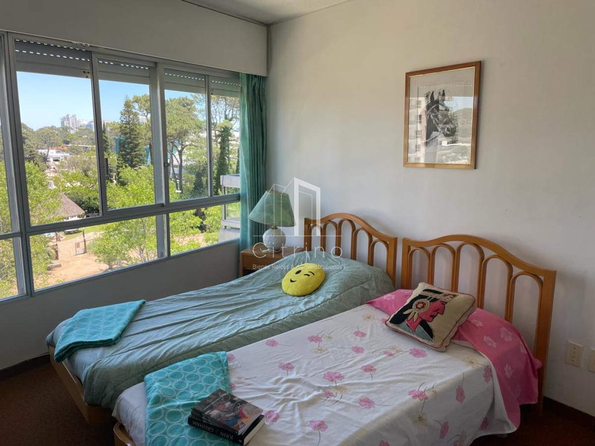 Apartamento ID.1604 - ALQUILER ANUAL 3 DORMITORIOS Y DEP ROOSEVELT PUNTA DEL ESTE