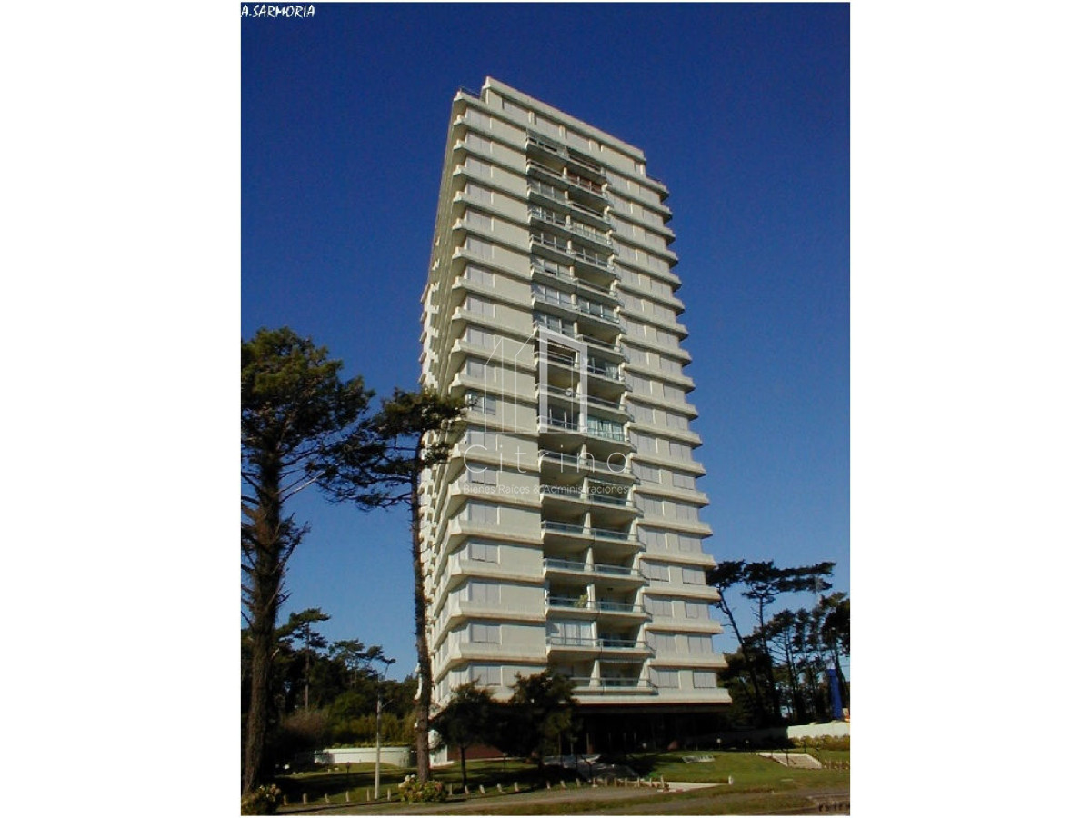 Apartamento ID.1604 - ALQUILER ANUAL 3 DORMITORIOS Y DEP ROOSEVELT PUNTA DEL ESTE
