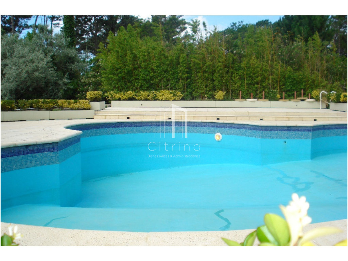 Apartamento ID.1604 - ALQUILER ANUAL 3 DORMITORIOS Y DEP ROOSEVELT PUNTA DEL ESTE