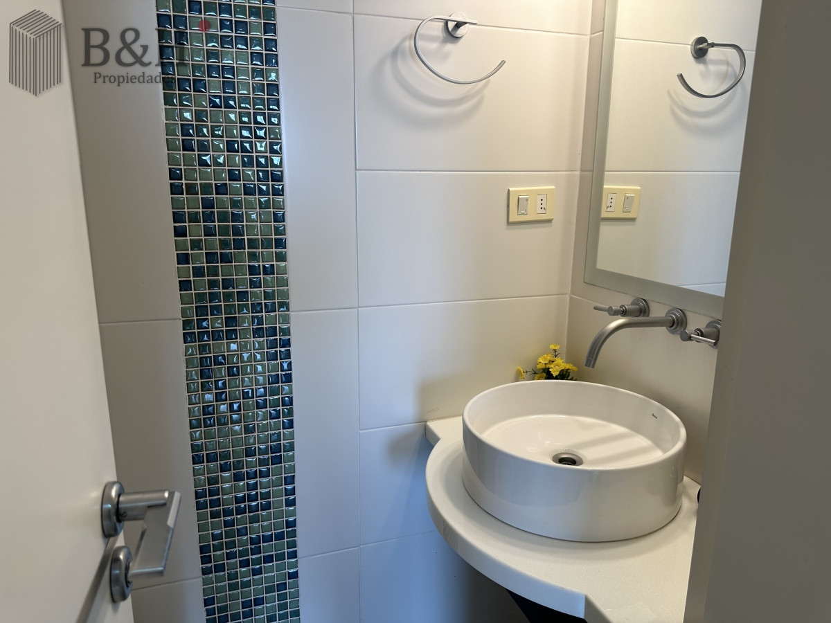 Apartamento ID.1694 - TORRE MANHATTAN, ALQUILER ENERO, 3 DORMITORIOS, TERRAZA CON PARRILLERO PUNTA DEL ESTE