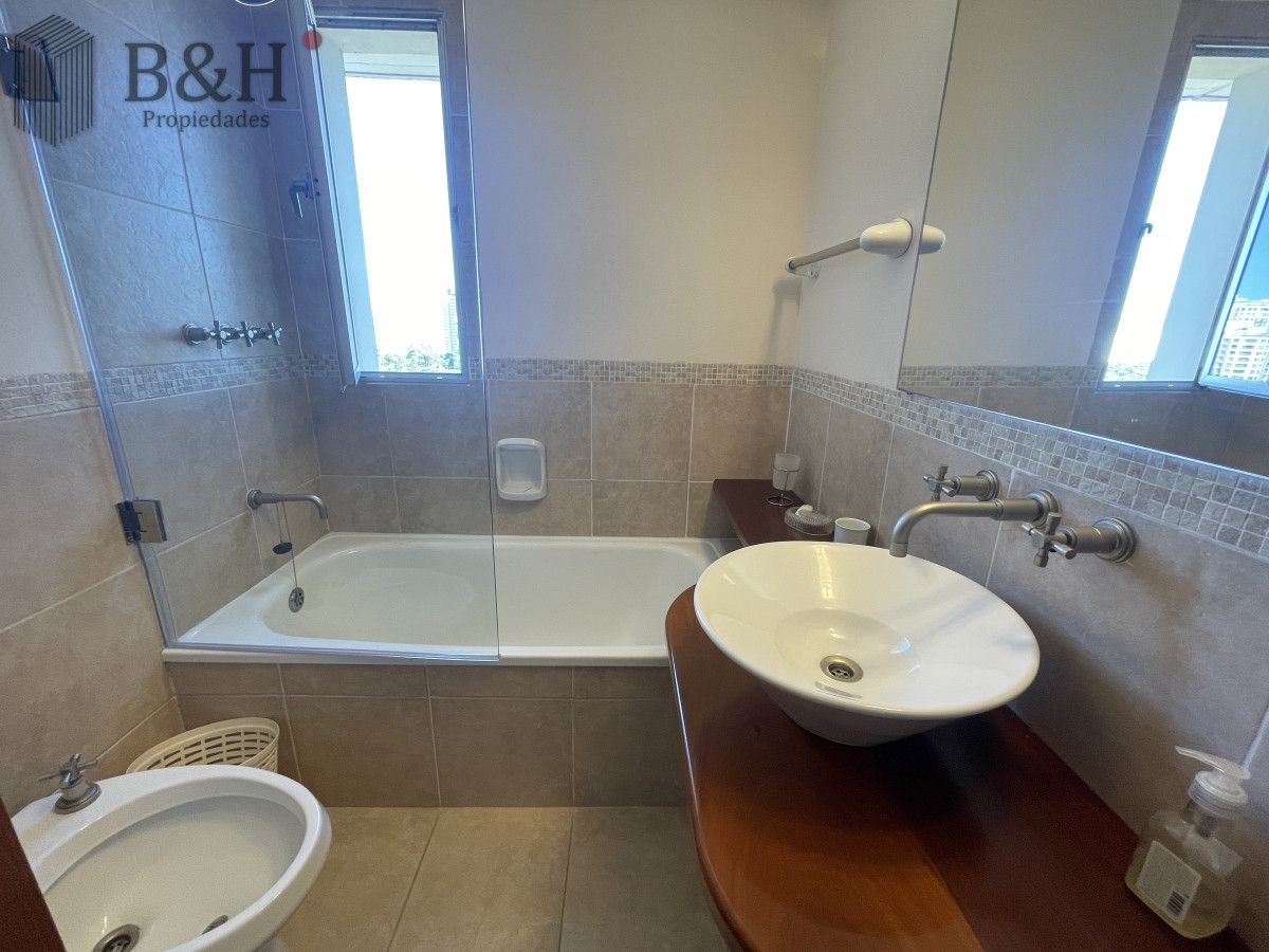 Apartamento ID.1819 - APARTAMENTO 2 DORMITORIOS PUNTA DEL ESTE AL LADO DEL SHOPPING