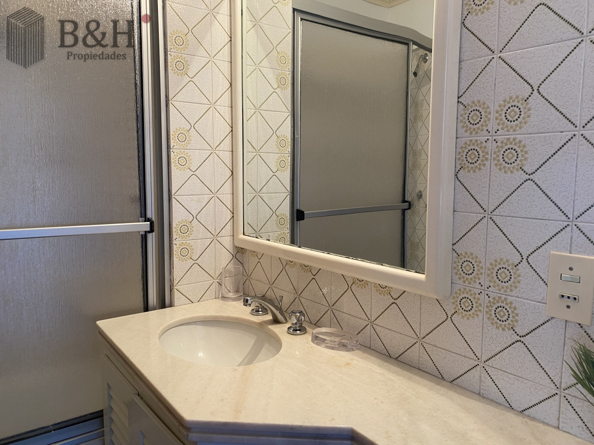 Apartamento ID.1818 - FRENTE A PUNTA SHOPPING, EXCELENTE UBICACIÓN, PISO ALTO VENTA 