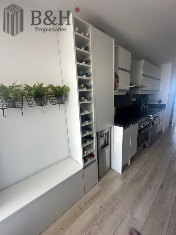 Apartamento ID.7226 - EXCELENTE APARTAMENTO A LA VENTA CON TODA LA VISTA AL MAR PLAYA MANSA 3 DORMITORIOS