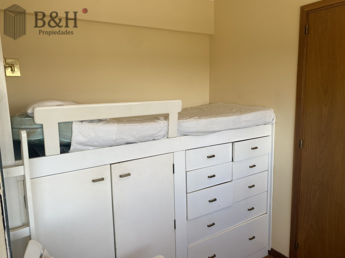 Apartamento ID.1818 - FRENTE A PUNTA SHOPPING, EXCELENTE UBICACIÓN, PISO ALTO VENTA 
