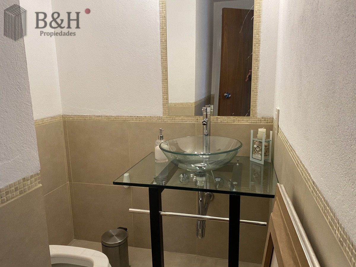 Apartamento ID.502 - HERMOSO APARTAMENTO 3 DORMITORIOS Y DEPENDENCIA VENTA EN PUNTA DEL ESTE
