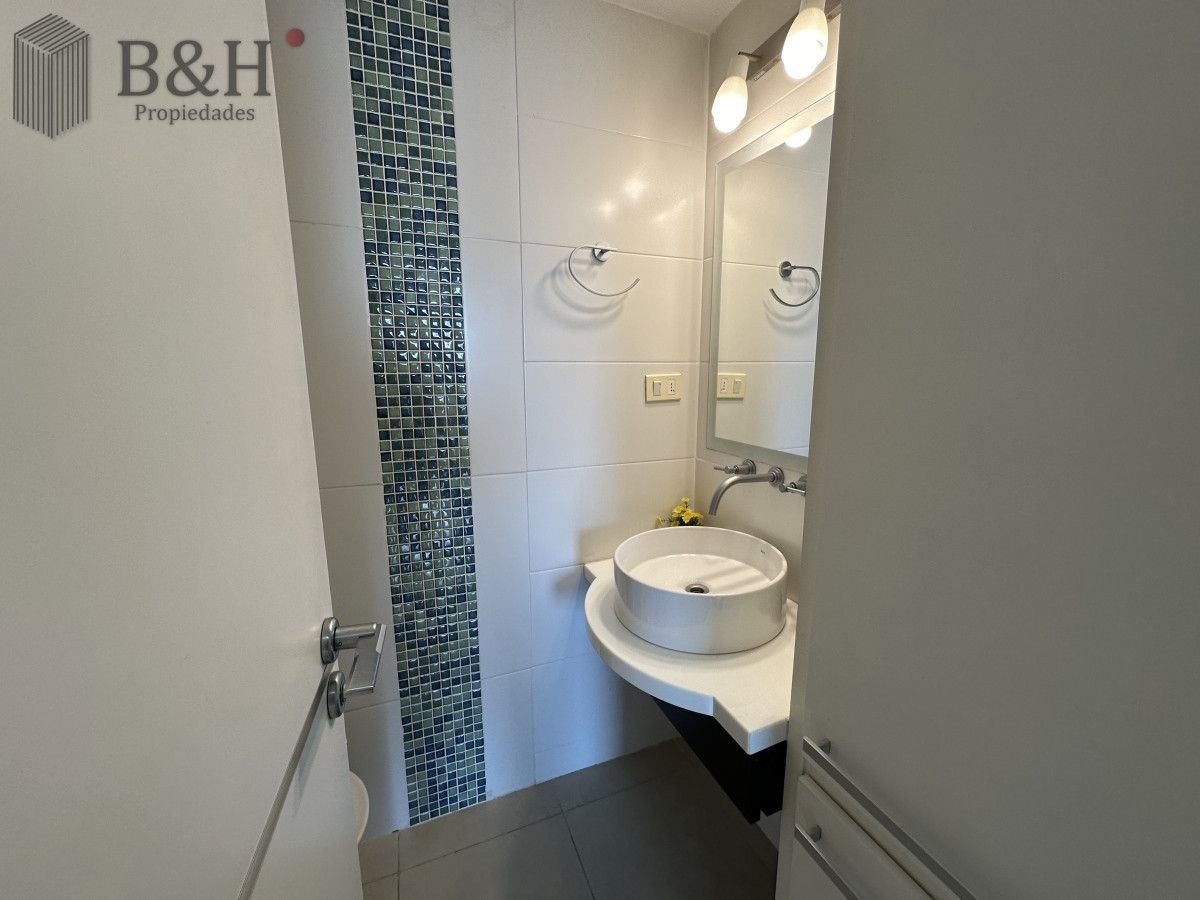 Apartamento ID.1694 - TORRE MANHATTAN, ALQUILER ENERO, 3 DORMITORIOS, TERRAZA CON PARRILLERO PUNTA DEL ESTE