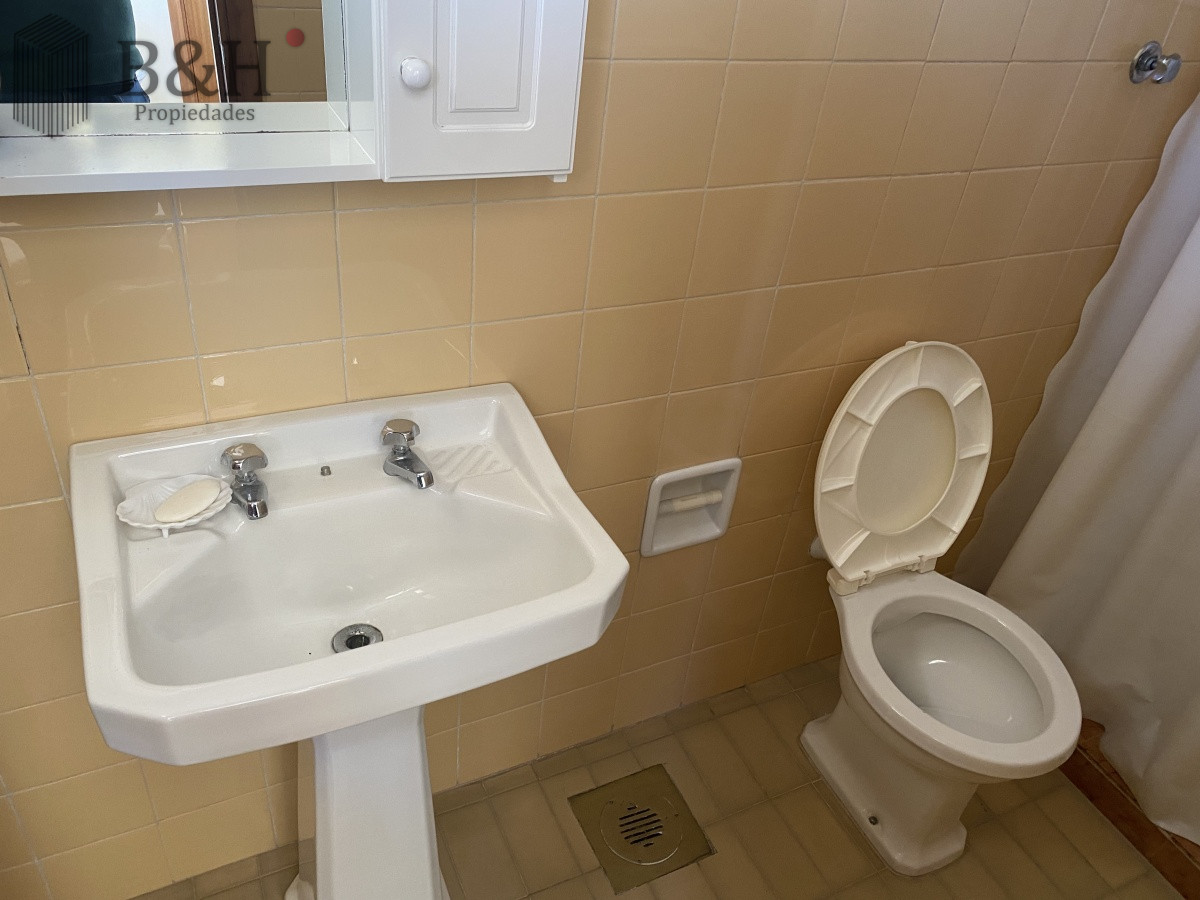 Apartamento ID.1818 - FRENTE A PUNTA SHOPPING, EXCELENTE UBICACIÓN, PISO ALTO VENTA 