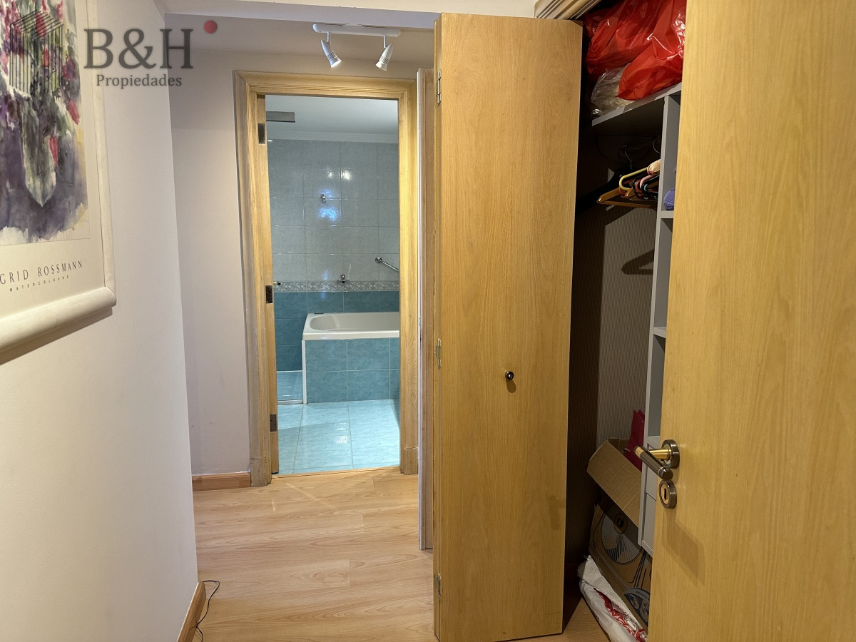 Apartamento ID.6896 - SUPER APARTAMENTO EN LA BRAVA, 3 DORMITORIOS Y DEP. PARRILLERO PROPIO EN VENTA PUNTA DEL ESTE