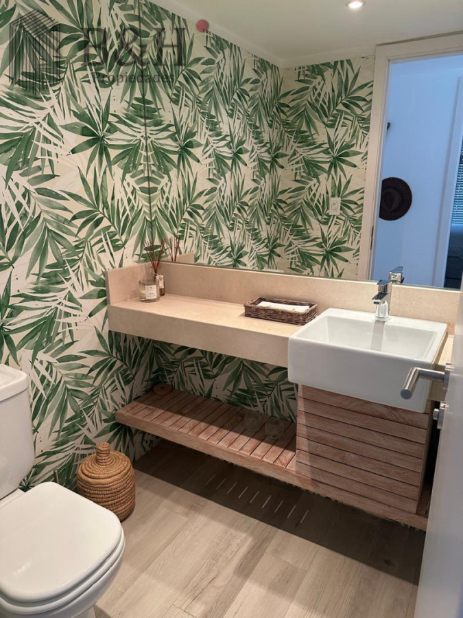 Apartamento ID.7226 - EXCELENTE APARTAMENTO A LA VENTA CON TODA LA VISTA AL MAR PLAYA MANSA 3 DORMITORIOS